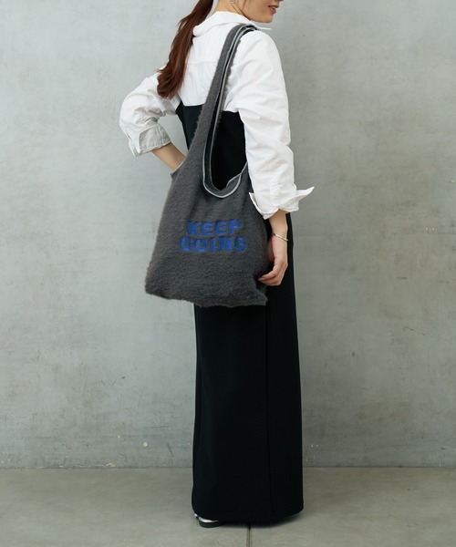 Actually（アクチュアリー）の「ルーズシャギーニットバッグ（トートバッグ・レディース・ブラック/グレー/グリーン・フリー）」の9枚目の写真