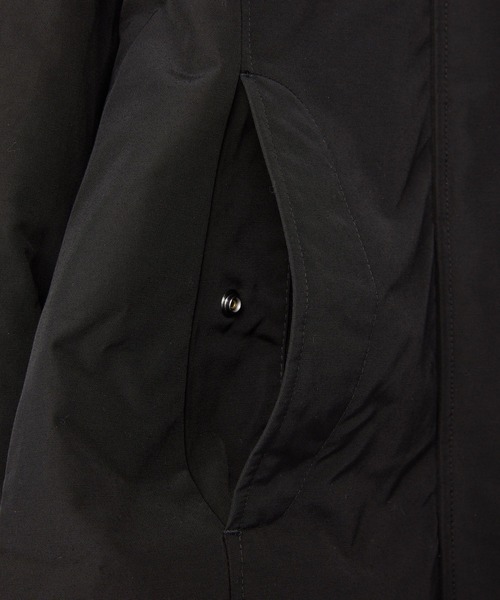 WOOLRICH（ウールリッチ）の「WOOLRICH BOULDER FAUX FUR PARKA ウールリッチ ボウルダー ファー ダウン パーカー（ダウンジャケット/コート・レディース・ブラック/ネイビー/ブラウン系1・SMALL/MEDIUM/LARGE/X-SMALL）」の5枚目の写真