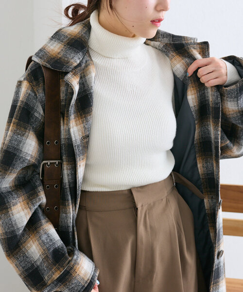 w closet（ダブルクローゼット）の「【4色展開/ラメ生地】刺繍タートルニット（ニット/セーター・レディース・ブラック/アイボリー/ボルドー/ブルー・FREE）」の14枚目の写真