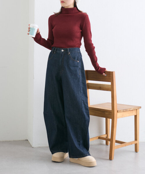 w closet（ダブルクローゼット）の「【4色展開/ラメ生地】刺繍タートルニット（ニット/セーター・レディース・ブラック/アイボリー/ボルドー/ブルー・FREE）」の10枚目の写真
