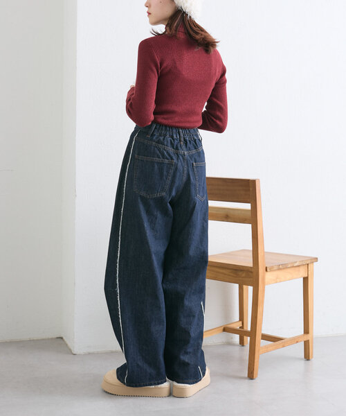 w closet（ダブルクローゼット）の「【4色展開/ラメ生地】刺繍タートルニット（ニット/セーター・レディース・ブラック/アイボリー/ボルドー/ブルー・FREE）」の11枚目の写真