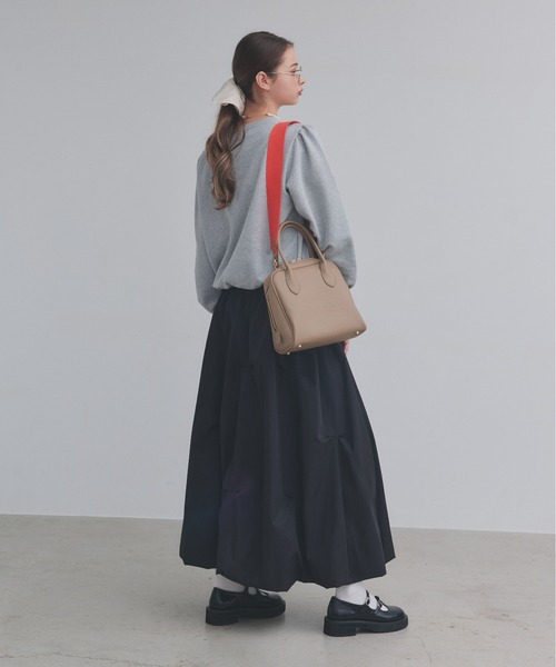 antic rag(アンティックラグ)の「Valde mini バルデ ミニ(ボストンバッグ・レディース・チャコールグレー/ブラック/ベージュ/シルバー/イエロー/サックスブルー・FREE)」の14枚目の写真