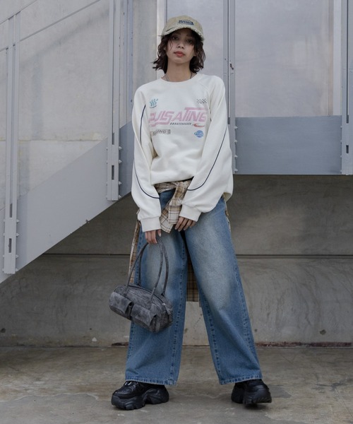 PAGEBOY(ページボーイ)の「モトクロススウェット(スウェット・レディース・オレンジ/オフホワイト/チャコールグレー・FREE)」の4枚目の写真