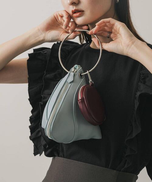 SENSE OF PLACE by URBAN RESEARCH（センスオブプレイスバイアーバンリサーチ）の「フープハンドルバッグ（ハンドバッグ・レディース・ライトブルー/ブラック/キャメル・ONE）」の22枚目の写真