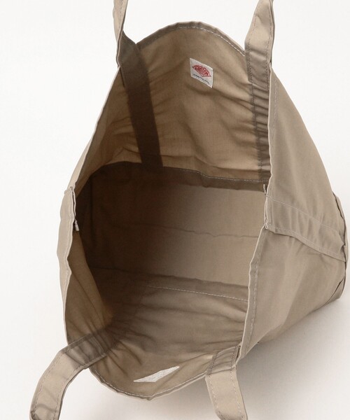 DANTON（ダントン）の「DANTON / CANVAS MARCHE BAG〈MONTORGUEIL〉 | 新生活・通勤・通学・新学期・オフィスカジュアル・オンオフ兼用・好印象コーデ・A4サイズ対応・セットアップ（トートバッグ・レディース・ブラック/ホワイト/ベージュ/ブラック系その他4・ONE SIZE）」の6枚目の写真