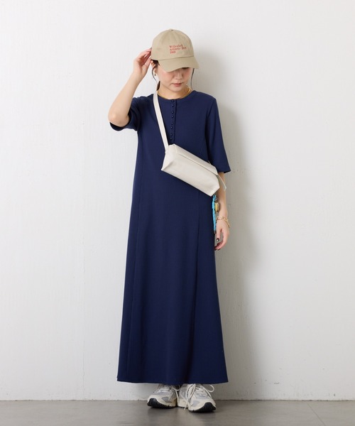 PAPILLONNER(パピヨネ)の「Regency works by papillonner/別注刺繍ロゴCAP(キャップ・レディース・ベージュ/チャコールグレー・FREE)」の9枚目の写真