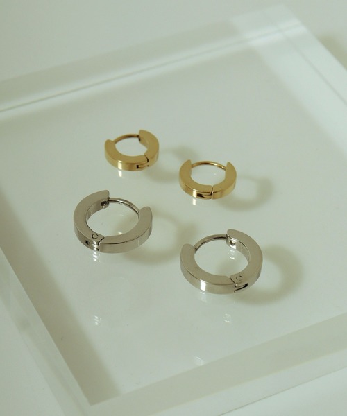 blancotokyo(ブランコトウキョウ)の「blancotokyo 2点セット 日本製 金属アレルギー対策 サージカル ステンレス 316L ワンタッチ フープピアス 男女兼用(ピアス(両耳用)・レディース・ゴールド/シルバー・S/M)」の1枚目の写真