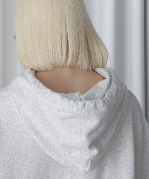 ROSE BUD（ローズバッド）の「(OKIRAKU×ROSEBUD)GRAPHIC HOODED SWEAT（パーカー・レディース・ベージュ/グレー・ONE SIZE）」の12枚目の写真