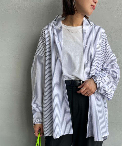 JEANS FACTORY Clothes（ジーンズファクトリークローズ）の「[Jeans Factory Clothes/ジーンズファクトリークローズ] ビッグシルエット ボタンダウンシャツ（シャツ/ブラウス・レディース・ブラック/ネイビー/イエロー/ホワイト×ブラック/ホワイト×ネイビー/ブルー・M/L）」の3枚目の写真