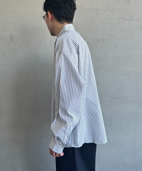 JEANS FACTORY Clothes（ジーンズファクトリークローズ）の「[Jeans Factory Clothes/ジーンズファクトリークローズ] ビッグシルエット ボタンダウンシャツ（シャツ/ブラウス・レディース・ブラック/ネイビー/イエロー/ホワイト×ブラック/ホワイト×ネイビー/ブルー・M/L）」の13枚目の写真