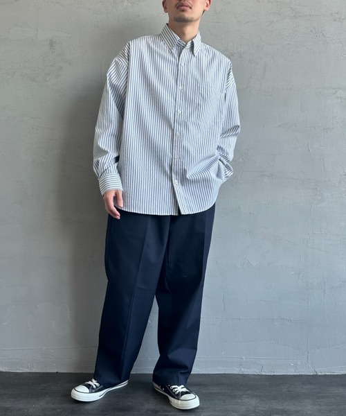 JEANS FACTORY Clothes（ジーンズファクトリークローズ）の「[Jeans Factory Clothes/ジーンズファクトリークローズ] ビッグシルエット ボタンダウンシャツ（シャツ/ブラウス・レディース・ブラック/ネイビー/イエロー/ホワイト×ブラック/ホワイト×ネイビー/ブルー・M/L）」の7枚目の写真