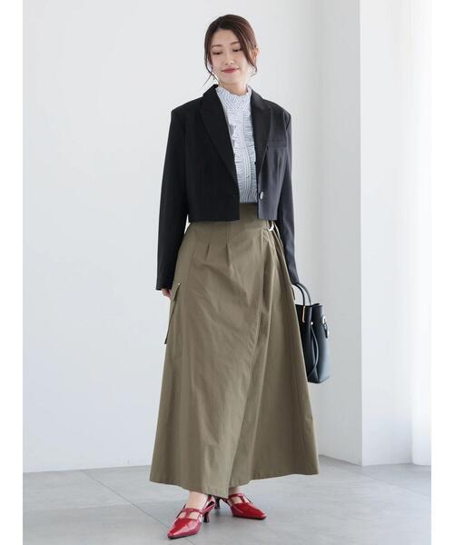 Te chichi(テチチ)の「ショートテーラージャケット(セットアップ可)《2025spring catalog item》(ノーカラージャケット・レディース・ブラック/ベージュ・F)」の4枚目の写真