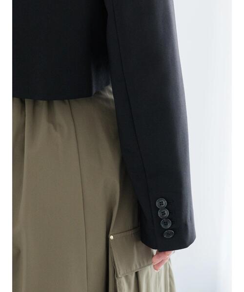 Te chichi(テチチ)の「ショートテーラージャケット(セットアップ可)《2025spring catalog item》(ノーカラージャケット・レディース・ブラック/ベージュ・F)」の9枚目の写真