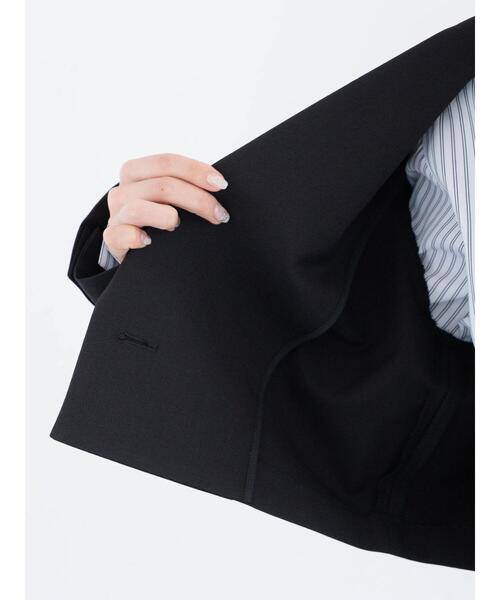 Te chichi(テチチ)の「ショートテーラージャケット(セットアップ可)《2025spring catalog item》(ノーカラージャケット・レディース・ブラック/ベージュ・F)」の10枚目の写真