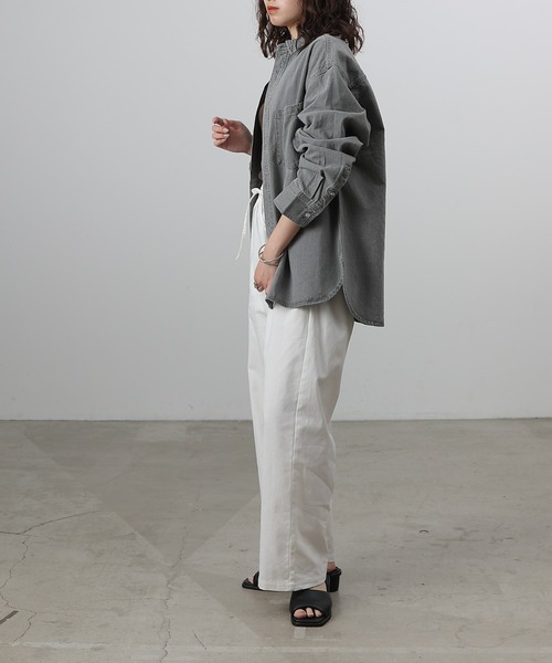 COLONY 2139(コロニートゥーワンスリーナイン)の「イージーデニムパンツ(デニムパンツ・レディース・ブラウン/オフホワイト/ネイビー・MEDIUM/SMALL)」の12枚目の写真