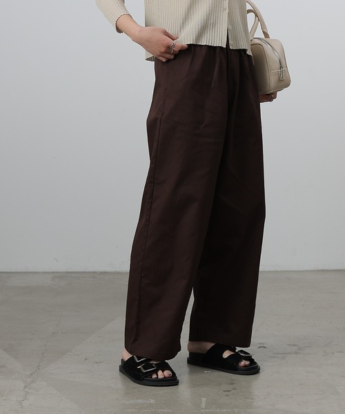 COLONY 2139(コロニートゥーワンスリーナイン)の「イージーデニムパンツ(デニムパンツ・レディース・ブラウン/オフホワイト/ネイビー・MEDIUM/SMALL)」の21枚目の写真