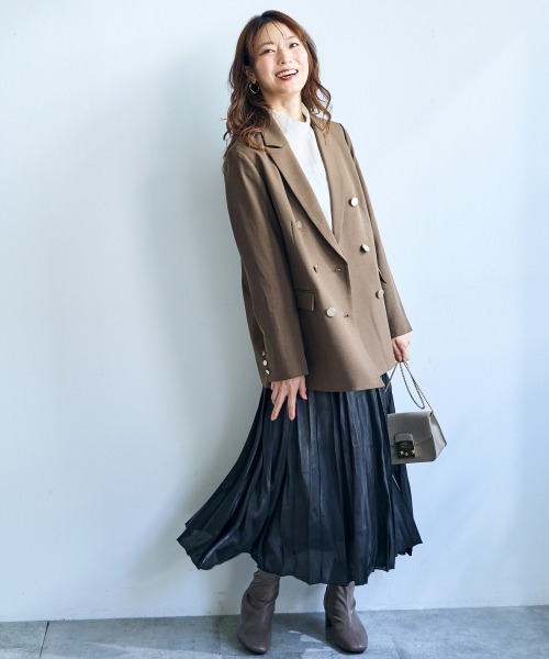 SMILE LAND(スマイルランド)の「シャイニープリーツスカート<大きいサイズ有>【OtonaSMILE】(スカート・レディース・シルバーグレー/オフホワイト/ピンク/ブラック/ベージュ・L/M/5L/4L/3L/LL)」の8枚目の写真