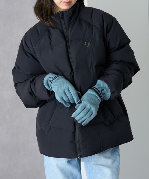 FRED PERRY（フレッドペリー）の「【FRED PERRY】≪スマホ対応≫ TWIN TIPPED MERINO WOOL GLOVES ティップラインメリノウールグローブ 手袋 ギフト プレゼント C9151（手袋・メンズ・ブラック/グレイッシュブルー・L/M）」の11枚目の写真