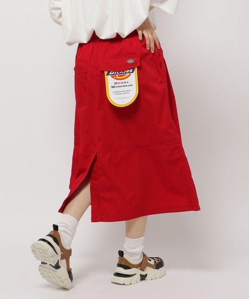 Dickies(ディッキーズ)の「【Dickies(ディッキーズ)】別注 TCコクーンイージースカート(スカート・レディース・レッド/グレー/ベージュ・MEDIUM/LARGE)」の3枚目の写真