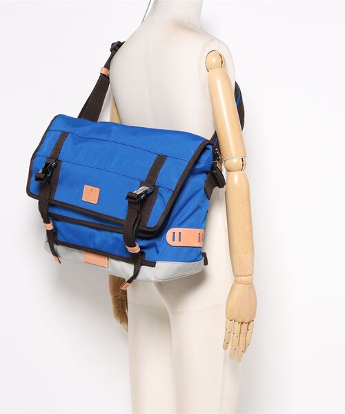 MAKAVELIC(マキャベリック)の「【RS】【MAKAVELIC】TRUCKS DOUBLE BELT MESSENGER BAG(ショルダーバッグ・メンズ・ブルー系その他・FREE)」の5枚目の写真