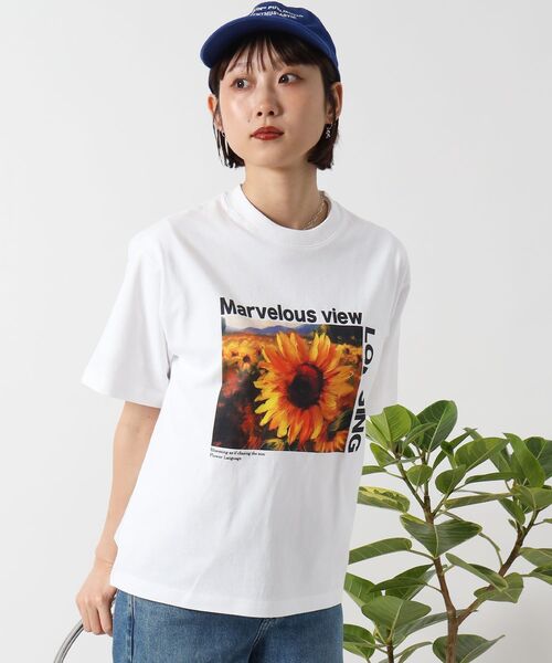 FFEIN(フェイン)の「【FFEIN(フェイン)】ひまわりアートフォトTシャツ / バックロゴ 短丈 Tシャツ クルーネック 半袖(Tシャツ/カットソー・メンズ・ブラック/ホワイト・SMALL/MEDIUM/LARGE)」の11枚目の写真