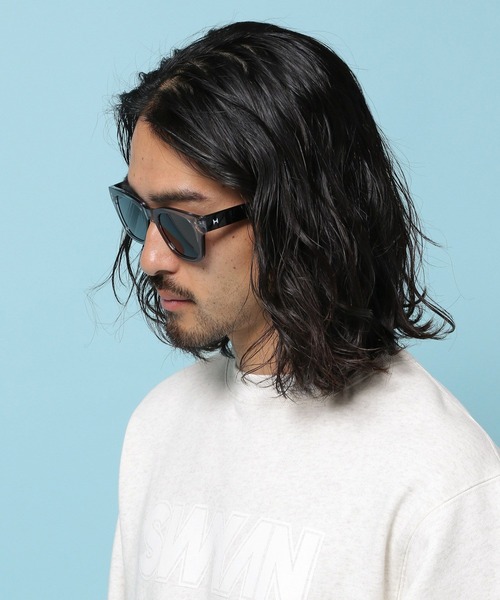 HEREIAM(ヘレイアム)の「【HEREIAM】UV99%カット/TONE GRASS(サングラス・レディース・ブラック/クリアイエロー/ブラック×ブルー・FREE)」の6枚目の写真