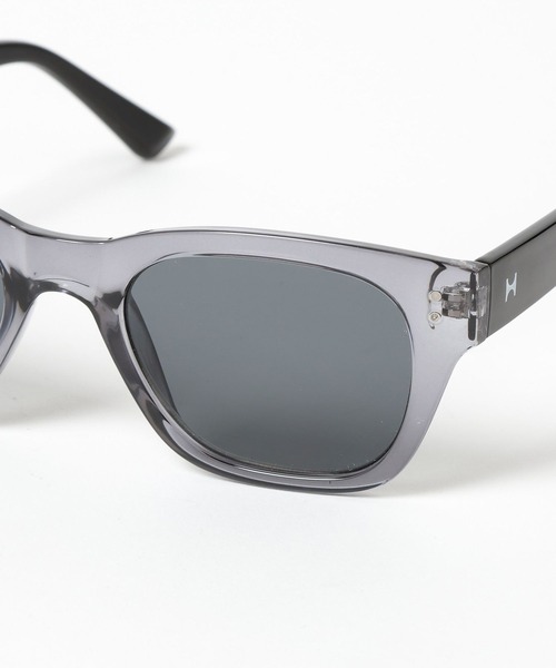 HEREIAM(ヘレイアム)の「【HEREIAM】UV99%カット/TONE GRASS(サングラス・レディース・ブラック/クリアイエロー/ブラック×ブルー・FREE)」の20枚目の写真