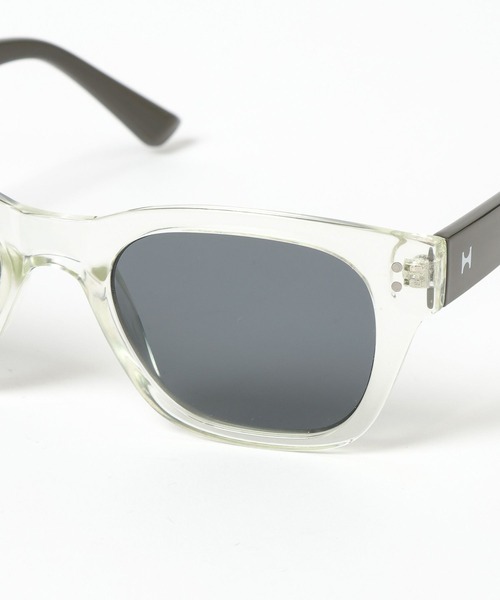 HEREIAM(ヘレイアム)の「【HEREIAM】UV99%カット/TONE GRASS(サングラス・レディース・ブラック/クリアイエロー/ブラック×ブルー・FREE)」の21枚目の写真