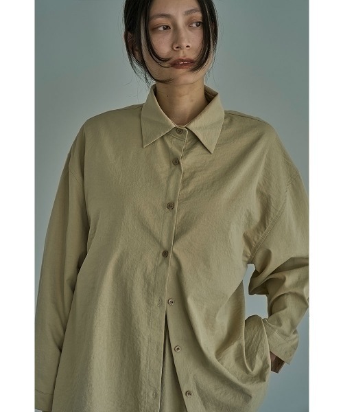 marjour（マージュール）の「COMFORTABLE SETUP SHIRTS（シャツ/ブラウス・レディース・ベージュ/グレー・M）」の10枚目の写真
