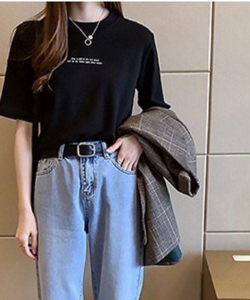 LETee(レティー)の「シンプルなのに上品見え!さりげないメッセージロゴで大人かわいい万能Tシャツ(Tシャツ/カットソー・レディース・ブラック/オレンジ/ホワイト/グリーン・FREE)」の9枚目の写真