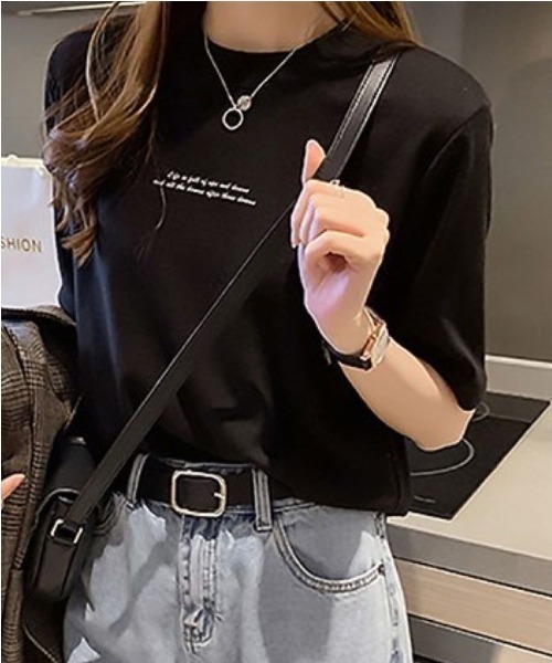 LETee(レティー)の「シンプルなのに上品見え!さりげないメッセージロゴで大人かわいい万能Tシャツ(Tシャツ/カットソー・レディース・ブラック/オレンジ/ホワイト/グリーン・FREE)」の10枚目の写真