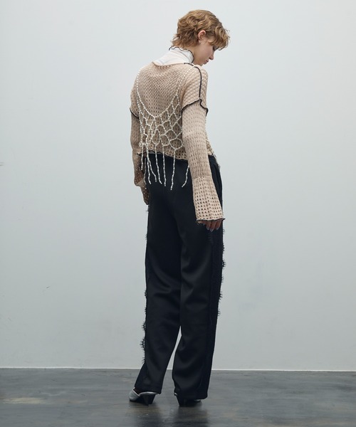 uyu.（ウユ）の「パイピングメッシュニットプルオーバー（Tシャツ/カットソー・レディース・ブルー/ブラック/ベージュ・FREE）」の14枚目の写真