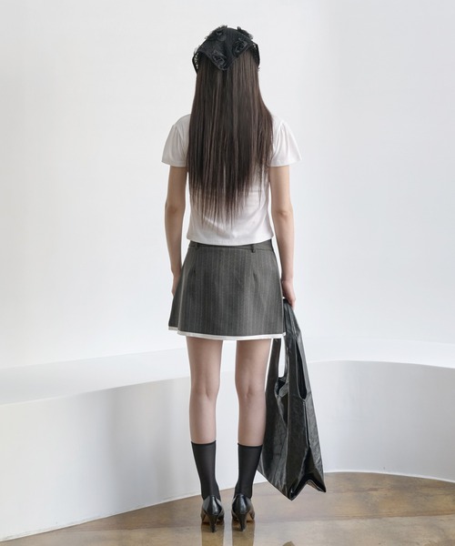 UNE MANSION(ユヌマンション)の「【UNE ORIGINAL】バレエコアラブリーレース半袖Tシャツカットソー(Tシャツ/カットソー・レディース・グレー/ブラック/ホワイト・SMALL/MEDIUM)」の10枚目の写真