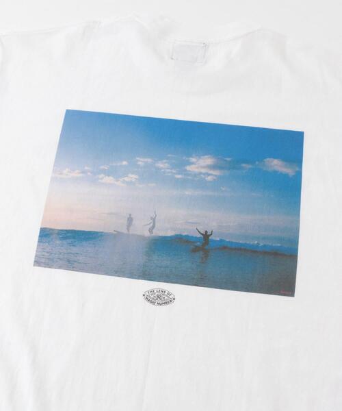 MAGIC NUMBER(マジック ナンバー)の「MAGIC NUMBER SEEYOUINTHEWATER PHOTO(Tシャツ/カットソー・メンズ・グレー系その他/イエロー/ホワイト・MEDIUM/LARGE)」の5枚目の写真