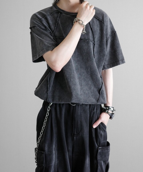KUUUPY（クーピー）の「Chemical Wash Panel T-Shirt - ケミカル切り替えTシャツ（Tシャツ/カットソー・メンズ・ブラック/グレイッシュベージュ・LARGE/MEDIUM/SMALL）」の11枚目の写真