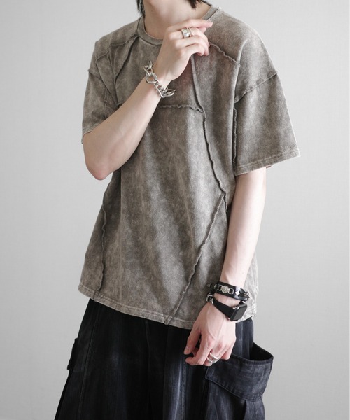 KUUUPY（クーピー）の「Chemical Wash Panel T-Shirt - ケミカル切り替えTシャツ（Tシャツ/カットソー・メンズ・ブラック/グレイッシュベージュ・LARGE/MEDIUM/SMALL）」の20枚目の写真