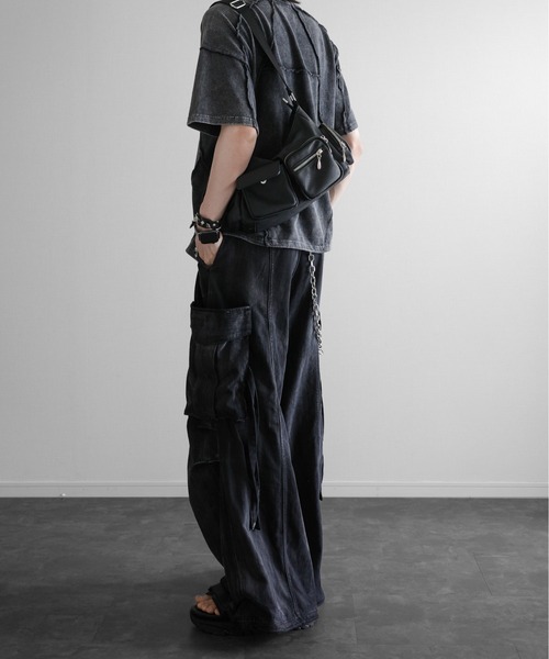 KUUUPY（クーピー）の「Chemical Wash Panel T-Shirt - ケミカル切り替えTシャツ（Tシャツ/カットソー・メンズ・ブラック/グレイッシュベージュ・LARGE/MEDIUM/SMALL）」の15枚目の写真