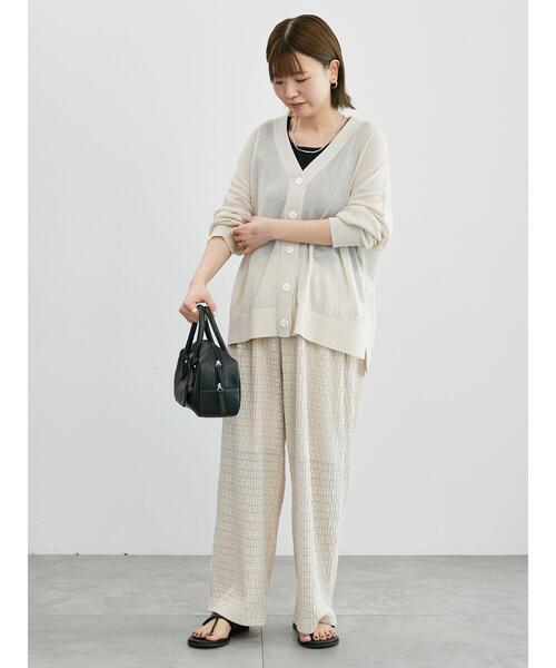 Lugnoncure（ルノンキュール）の「【接触冷感】リラックスVネックカーディガン（カーディガン/ボレロ・レディース・チャコールグレー/オフホワイト/ブルー/レッド・F）」の9枚目の写真