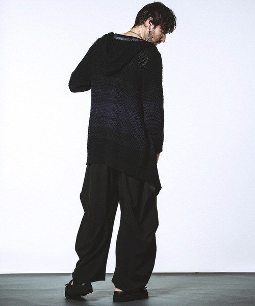 NO ID.(ノーアイディ)の「【NO ID.】Changing Gather Drape Trousers / チェンジング ギャザー ドレープ トラウザーズ(その他パンツ・メンズ・その他23/ブラック/グレー・2/1)」の18枚目の写真