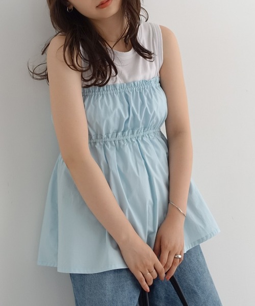 Freesia by andme（フリージアバイアンドミー）の「ペプラムリボンキャミソールビスチェトップス（キャミソール・レディース・サックスブルー/オフホワイト/ブラック・FREE）」の3枚目の写真