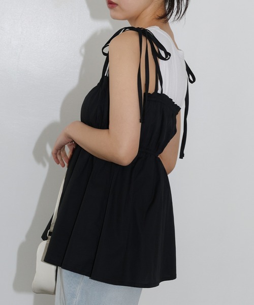 Freesia by andme（フリージアバイアンドミー）の「ペプラムリボンキャミソールビスチェトップス（キャミソール・レディース・サックスブルー/オフホワイト/ブラック・FREE）」の2枚目の写真