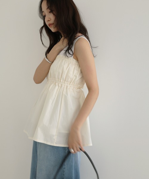 Freesia by andme（フリージアバイアンドミー）の「ペプラムリボンキャミソールビスチェトップス（キャミソール・レディース・サックスブルー/オフホワイト/ブラック・FREE）」の12枚目の写真