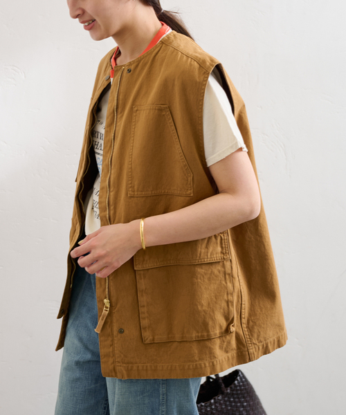 フレムワークキャメル色 FRAMeWORK（フレームワーク）の「ダックオーバーベスト（その他