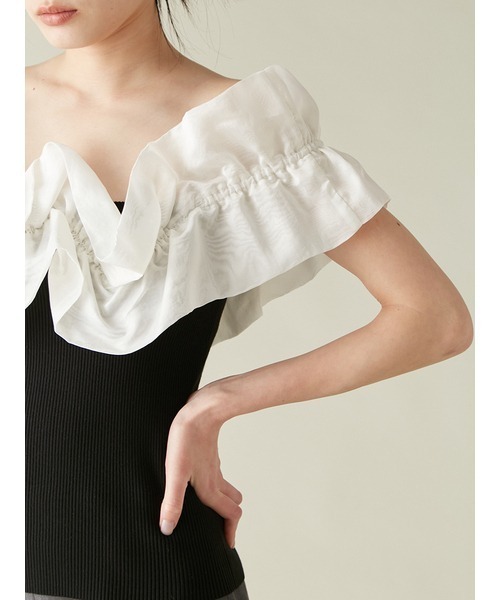 LILY BROWN（リリーブラウン）の「デコラティブオフショルニットトップス（ニット/セーター・レディース・ネイビー/ホワイト/ブラック・FREE）」の8枚目の写真