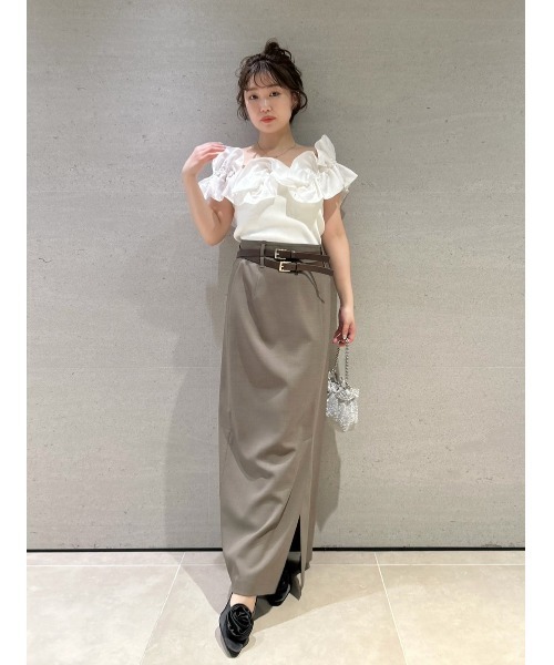 LILY BROWN デコラティブオフショルニットトップス LILY BROWN（リリーブラウン）の「デコラティブオフショルニット