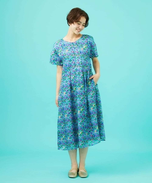 Jocomomola（ホコモモラ）の「Verde esmeralda リネンプリントワンピース（ワンピース・レディース・オレンジ/ブルー・40）」の2枚目の写真