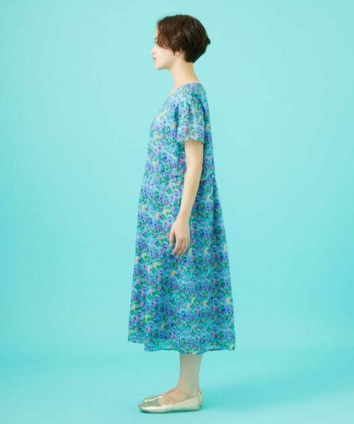 Jocomomola（ホコモモラ）の「Verde esmeralda リネンプリントワンピース（ワンピース・レディース・オレンジ/ブルー・40）」の3枚目の写真