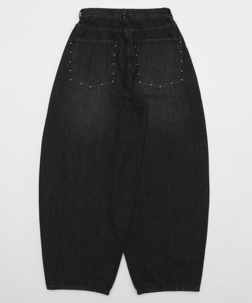 Figments（フィグメンツ）の「スタッズバレルデニム（デニムパンツ・レディース・ライトブルー/ブラック・SMALL/MEDIUM/LARGE）」の10枚目の写真