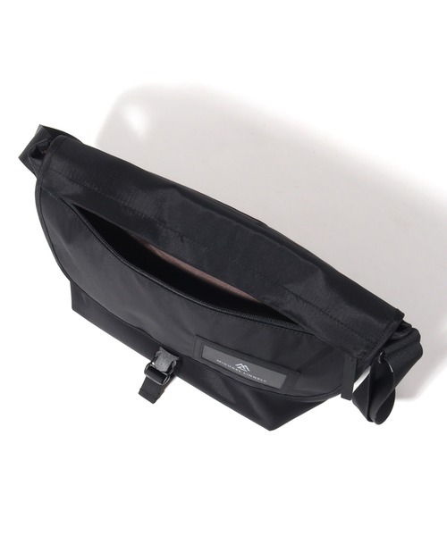 MICHAEL LINNELL(マイケル リンネル)の「【MICHAEL LINNELL/マイケルリンネル】Flap shoulder bag/フラップ ショルダーバッグ(容量:約8.5L)(ショルダーバッグ・メンズ・ベージュ/グレー/ブラック・FREE)」の11枚目の写真