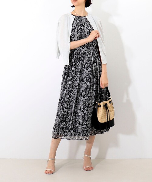 MICO COULIER（ミコクリエ）の「楊柳花柄プリントワンピース（ワンピース・レディース・ブラック系その他/ホワイト系その他・38）」の5枚目の写真